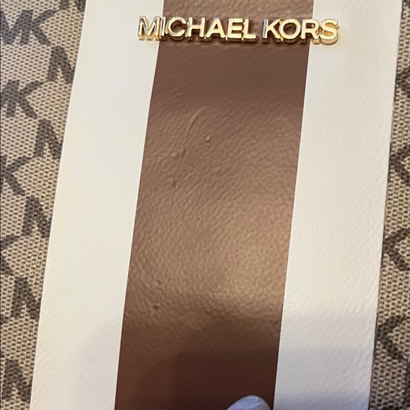 Like new Michael Kors Brown and Cream Monogram Clutch - Picture 14 of 16